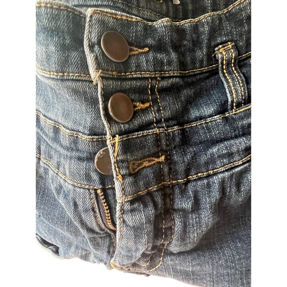 xhilaration Triple Button Front Denim Shorts Sz 6 (Small) Dark Wash - Picture 3 of 7